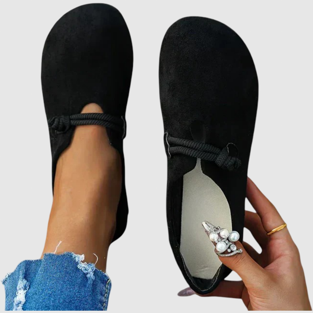 Negru / 41