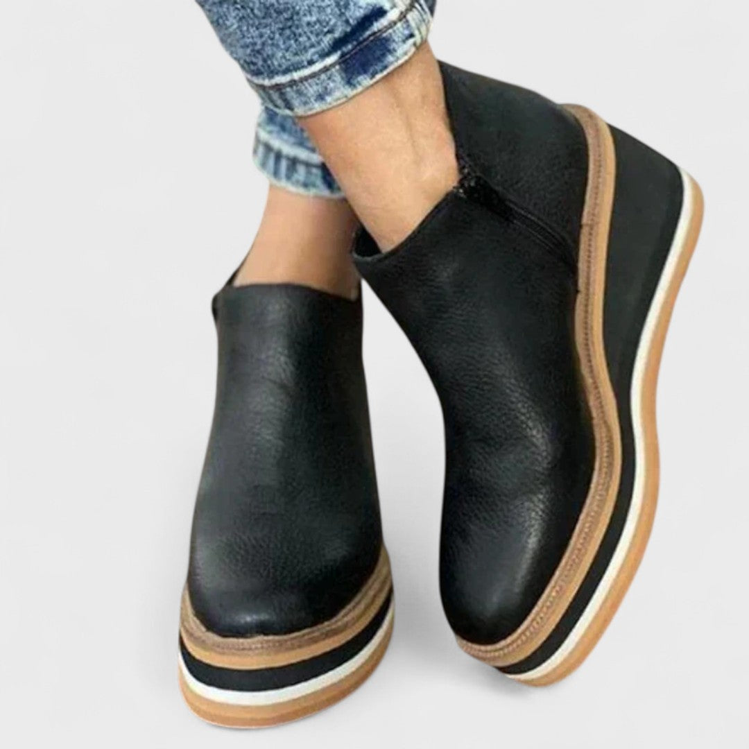 Negru / 43