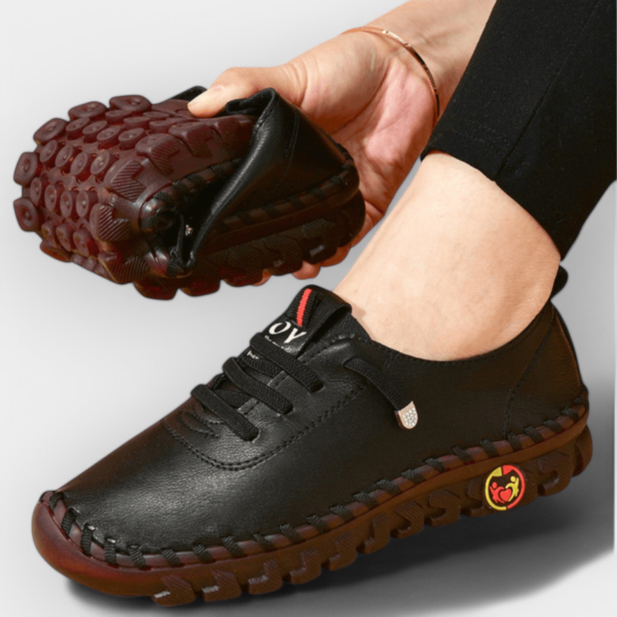 Negru / 43