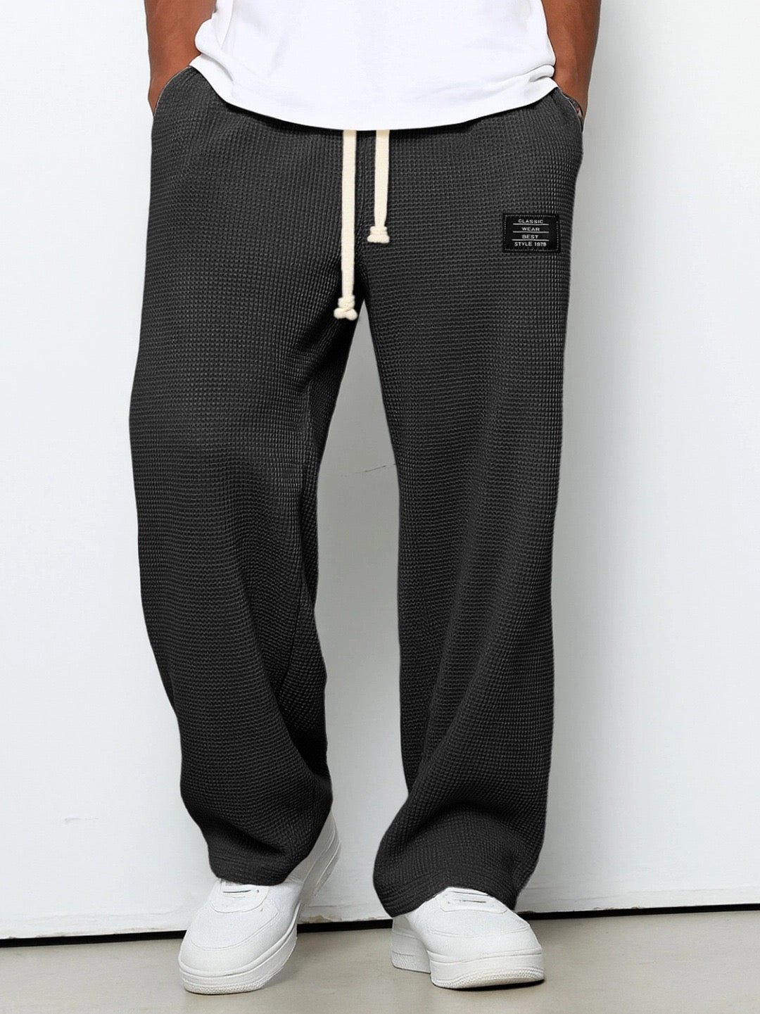 Negru / 4XL