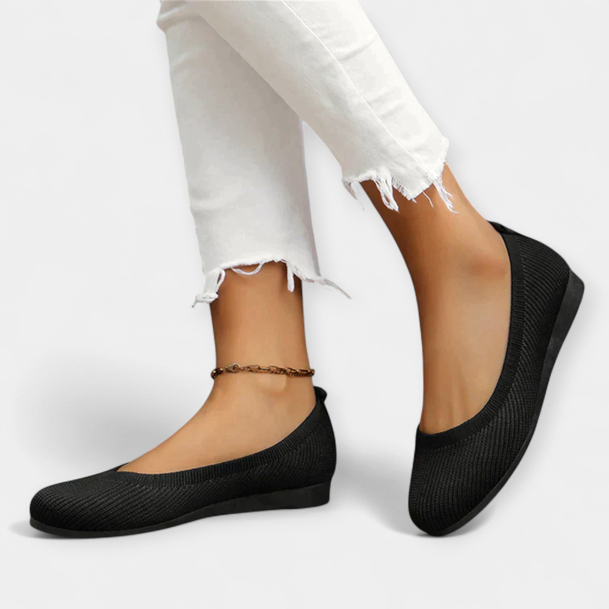 Negru / 43