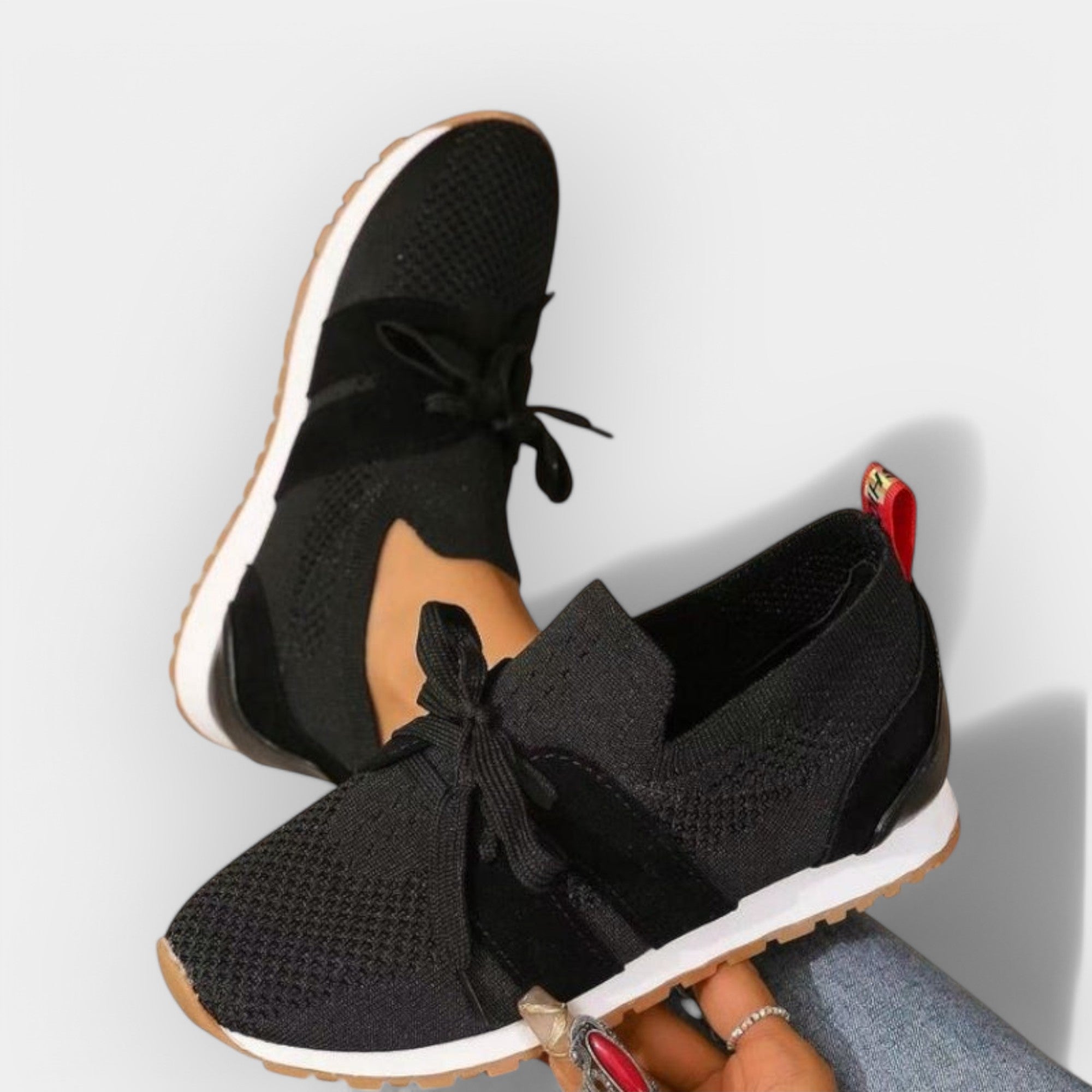 Negru / 43