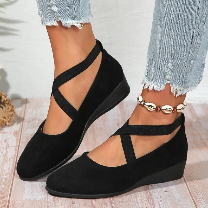 Negru / 43